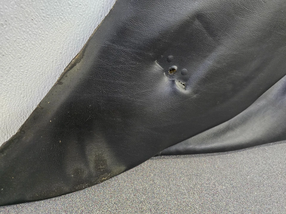 USADO ORIGINAL PORSCHE 911 LWB CUPÉ TRASERO DERECHO NEGRO VINILO CUARTO PANEL #1 Foto 4 de 4