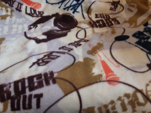 Handmade Rock And Roll Tied Fleece Blanket 70 L X 60 W Multicolor - Picture 3 of 4
