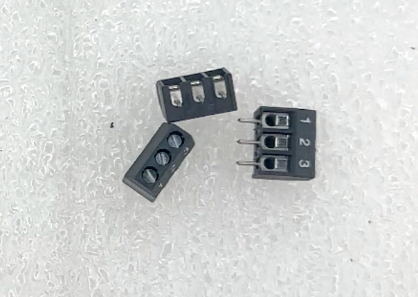 *Lot of 10* WECO 96 CF3 Single Row Terminal Strip 3 Poles Screw Through Hole