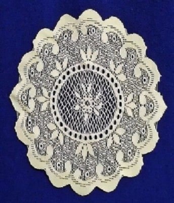 Lace Doilies Three 8 x 7 Ivory Floriade Table Accents Livingroom Bedroom Kitchen