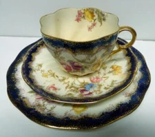 VERY RARE ANTIQUE SET TRIO- DESSERT PLATE CUP&SAUCER CAULFIELD GLASGOW&BRANCHES