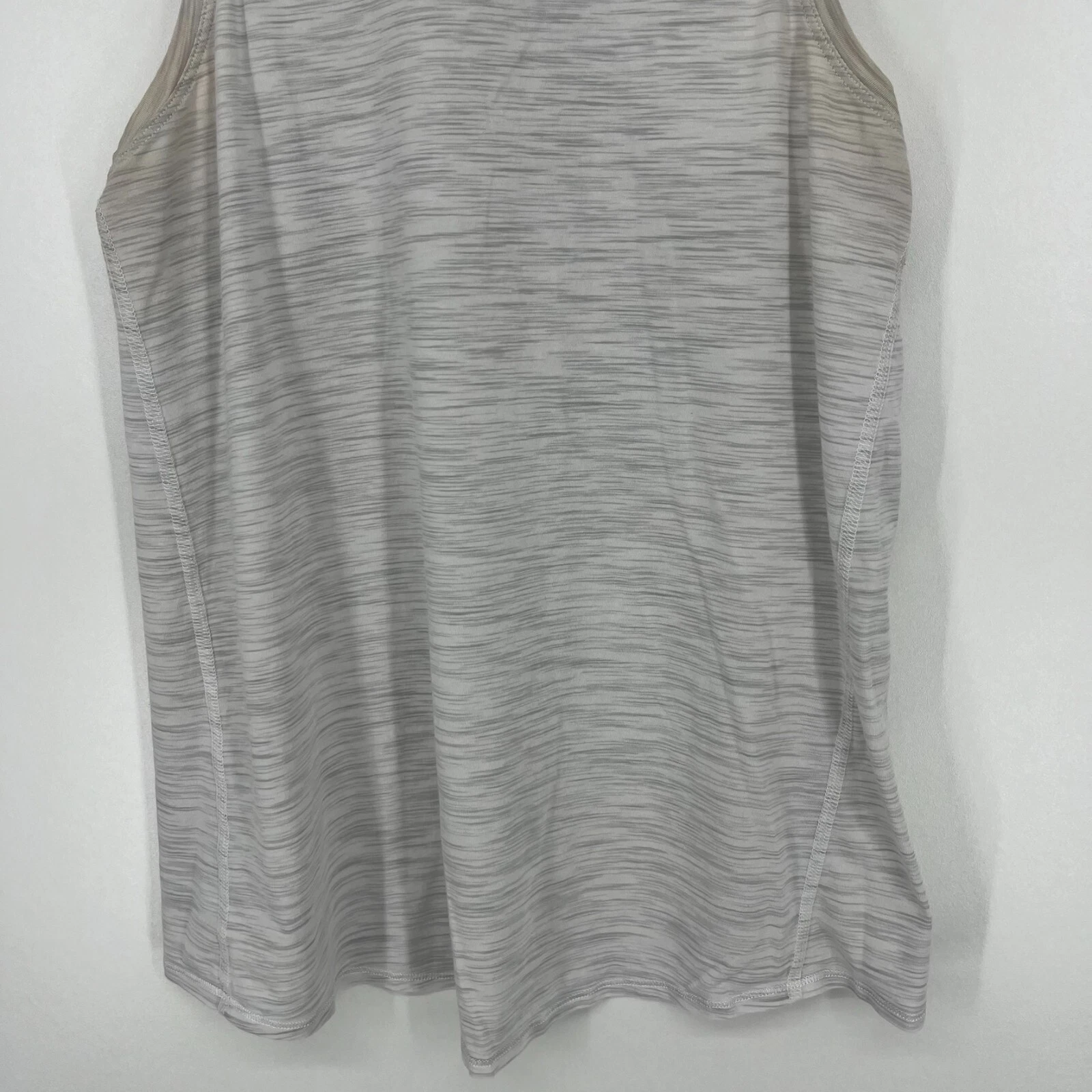lululemon sleeveless open back yoga gym logo tank-top