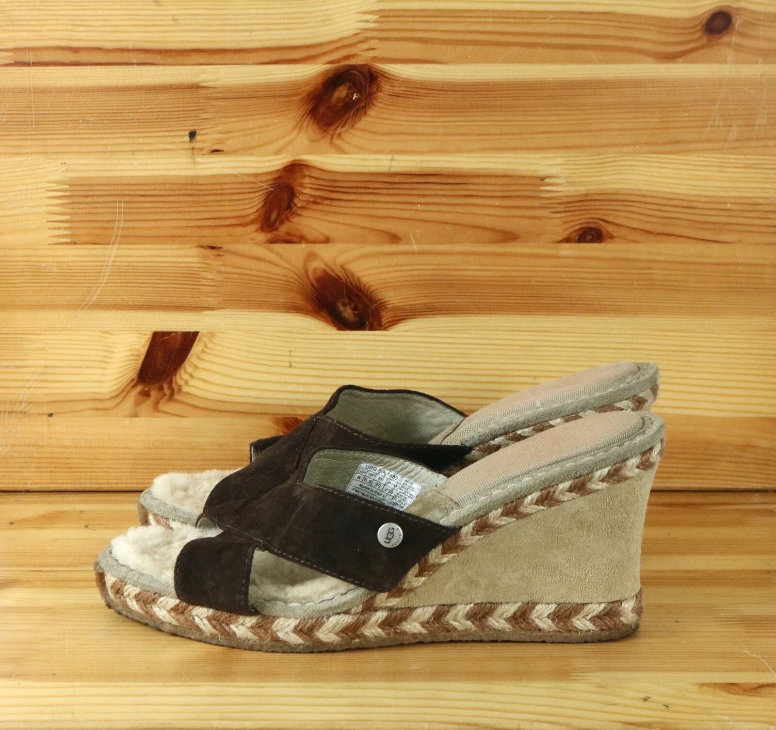 Sandali UGG donna taglia 8 marroni scamosciati margot zeppa pelliccia scarpe slip on