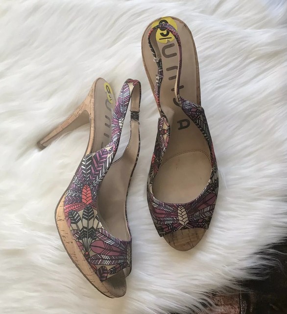 unisa slingback pumps