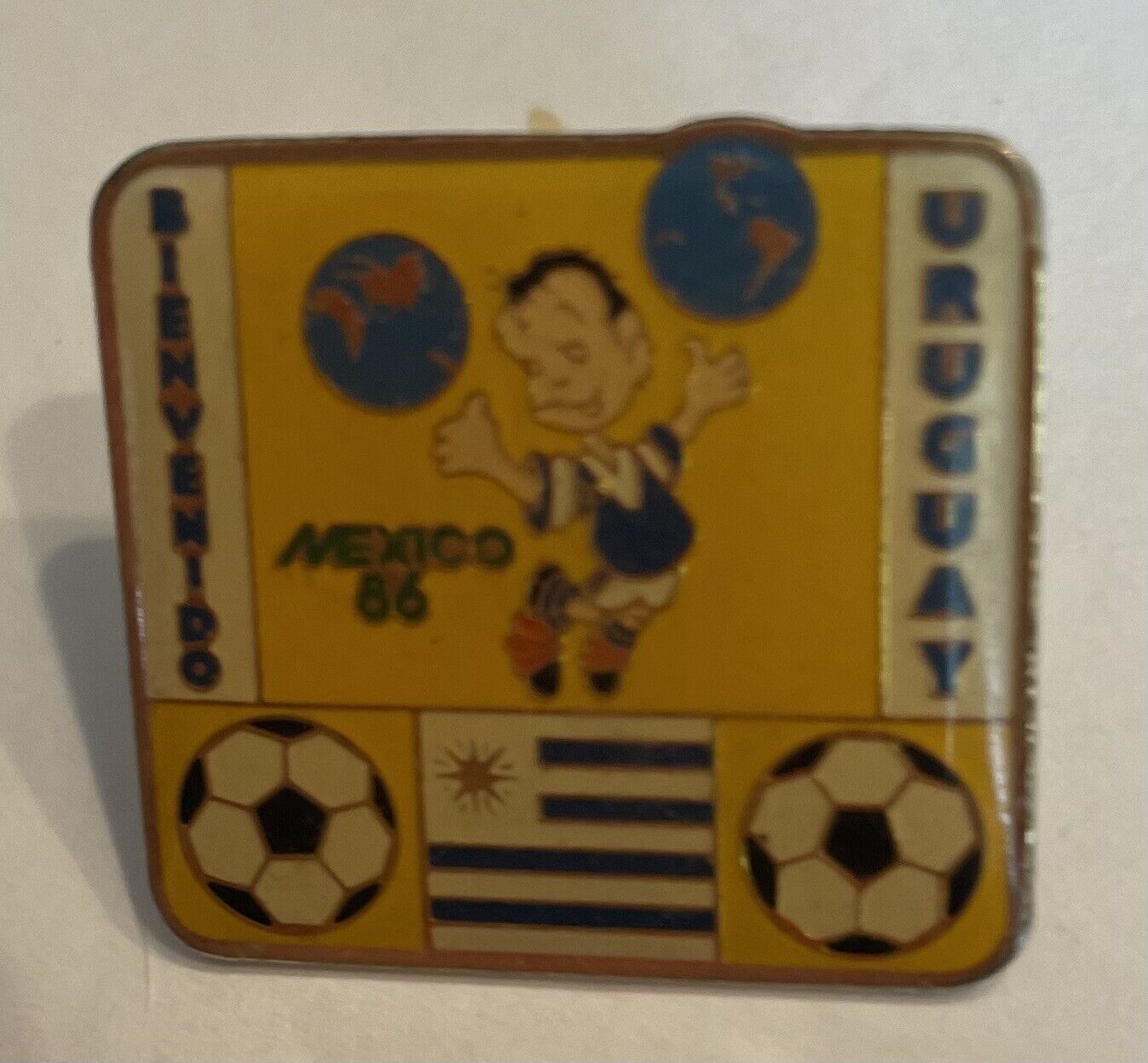 Pin on Uruguai - Futebol