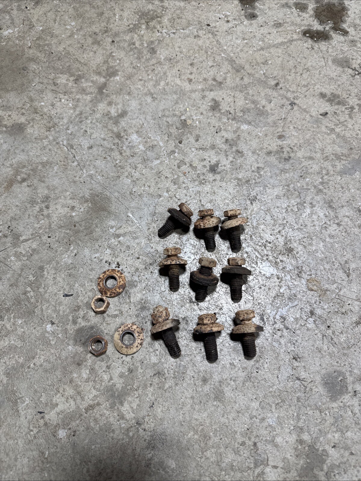 Jeep Cherokee XJ 91-99 OEM Exhaust & Intake Manifold Bolt Kit B91