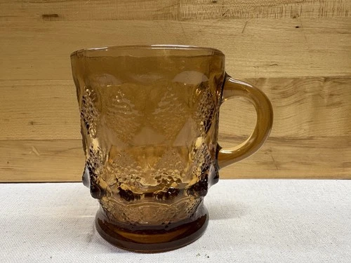Vintage Replacement Anchor Hocking Fire King mug in the Kimberly pattern