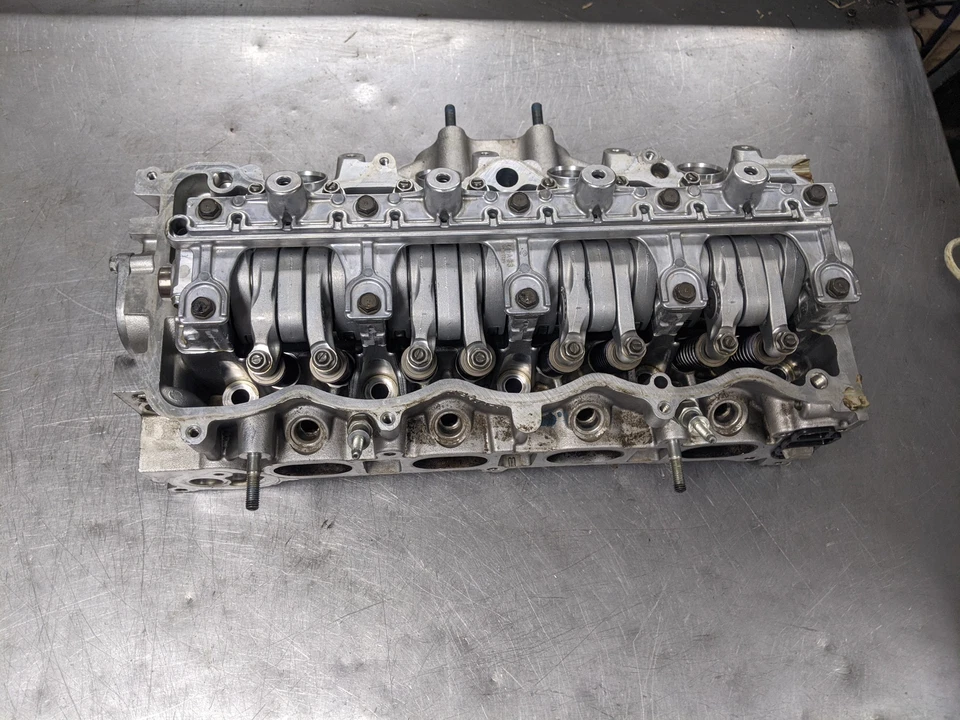 气缸盖适用于 16-22 本田 HR-V 1.8 12200R1AA00 燃气 — 第 2/4 张图片