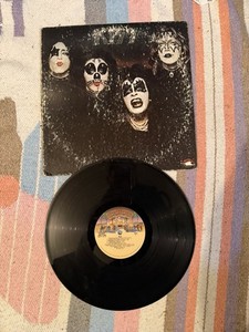Kiss Self Titled | eBay