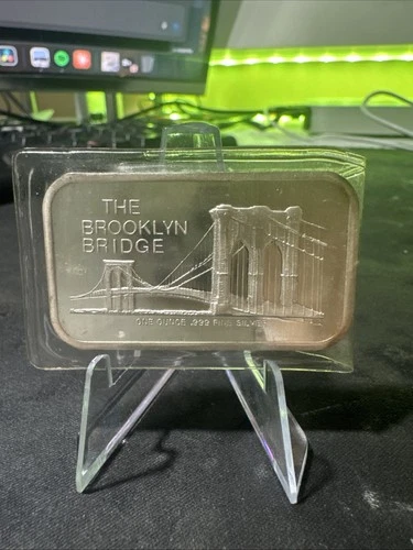 Vintage Art Bar "The Brooklyn Bridge" 1 Oz. .999 Fine Silver Bar