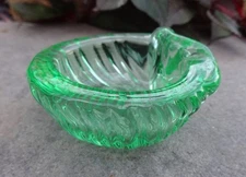 Handblown/Handmade Bright Green Art Glass Open Salt Dip, Cellar, Dish!