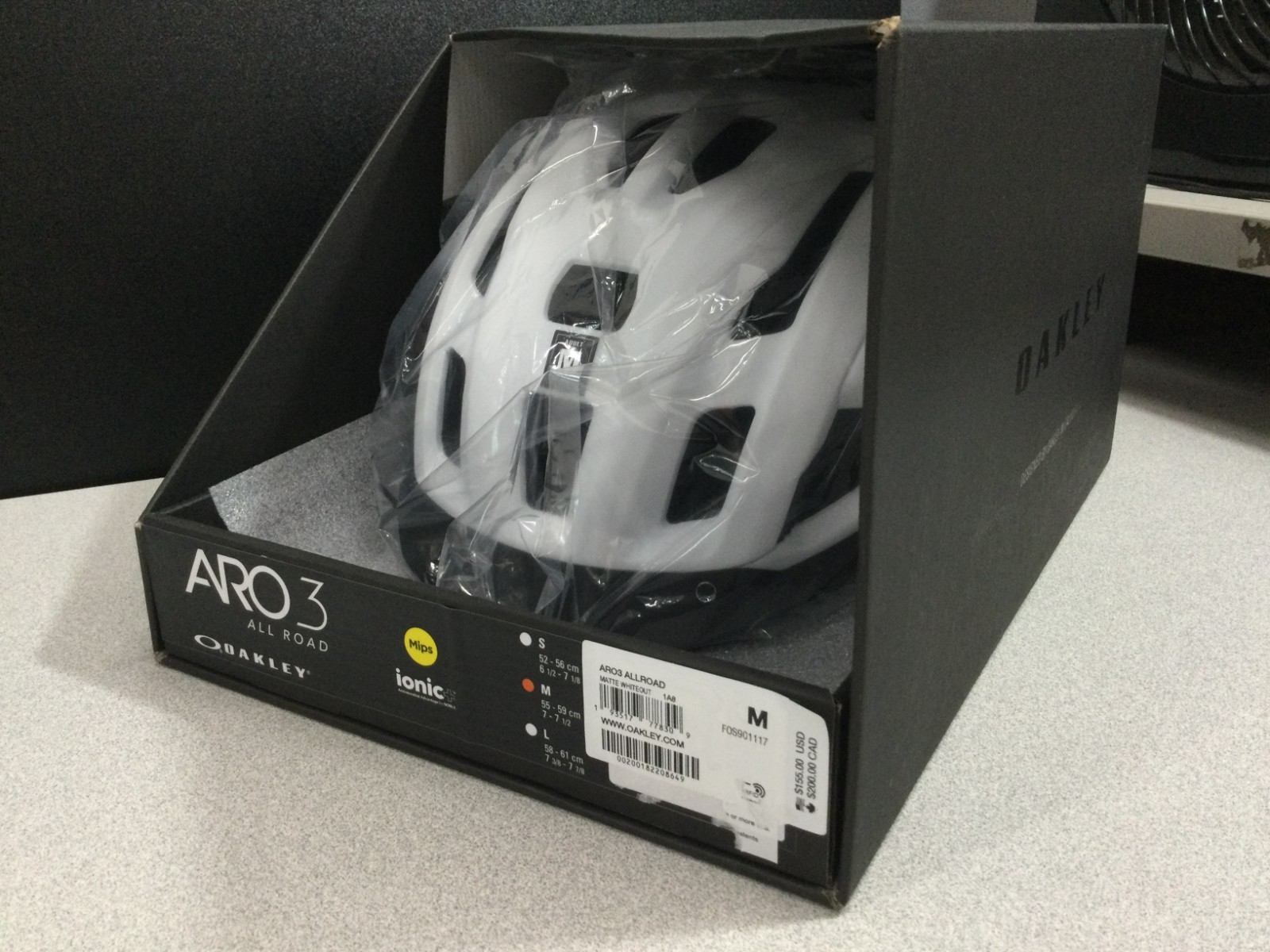 OAKLEY ARO3 ALL-ROAD BIKE HELMET - MATTE WHITEOUT [M]