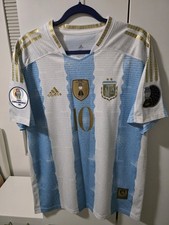 Lionel Messi Argentina Jersey ( World Champions) Size: XL.