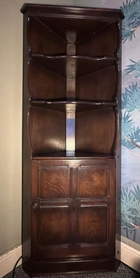 Genuine Ercol Mural Corner Cabinet with Shelves and Cupboard Excellent Condition - Image 1 of 4