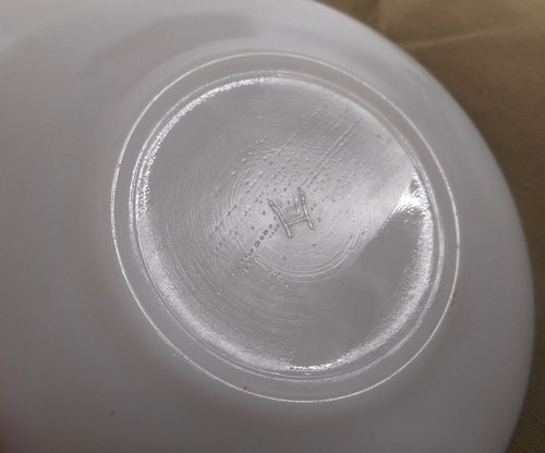 Vintage Hazel Atlas Milk Glass Coffee Cup Saucer 5 3/8" Diameter 1 5/8" Middle - Picture 6 of 7