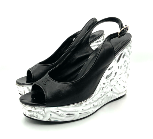 CHANEL SCHWARZ LEDER SILBER KEILABSATZ PEEPTOE SLINGBACK SANDALEN GR 38