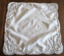 Early 20th Century Embroidered Linen Handkerchief.  - 28 cm x 28 cm