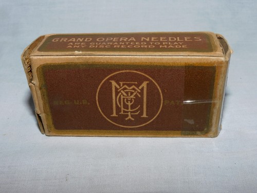 OLD GRAMOPHONE GRAND OPERA NEEDLES IN THE ORIGINAL BOX - 300 COUNT OF NEEDLES - Picture 6 of 6