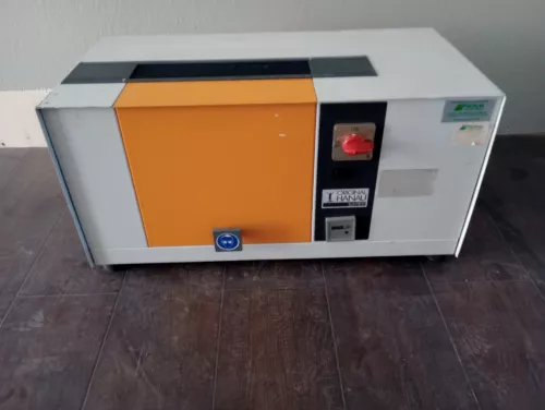 Original Hanau Suntest 55007012 fabr 0887004 250V 50 Hz 1500w 