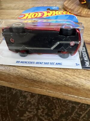 Hot Wheels 2024 #82 Mercedes-Benz 560 SEC AMG Rossa - HW Modified