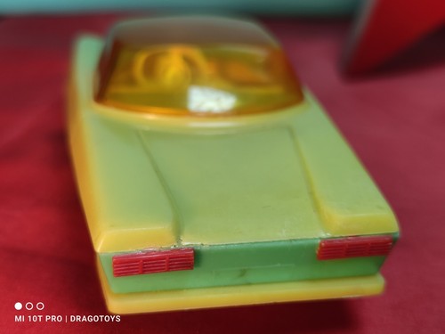 VINTAGE SPACE TOY FUTURISTIC CAR FRICTION CONCEPTION MODEL PLASTIC SOVIET ERA - Picture 2 of 24