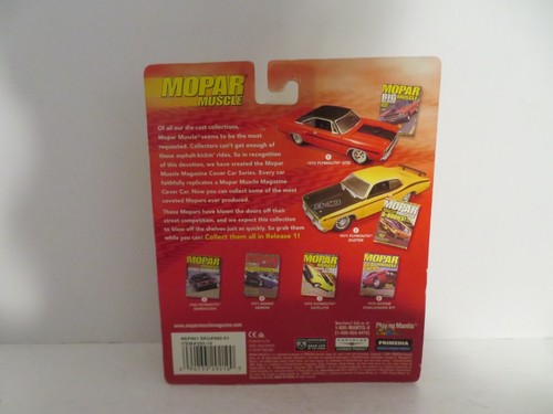 Johnny Lightning Mopar Muscle Mag #2 1971 Plymouth Duster Orange 2005 MOC - Picture 4 of 4
