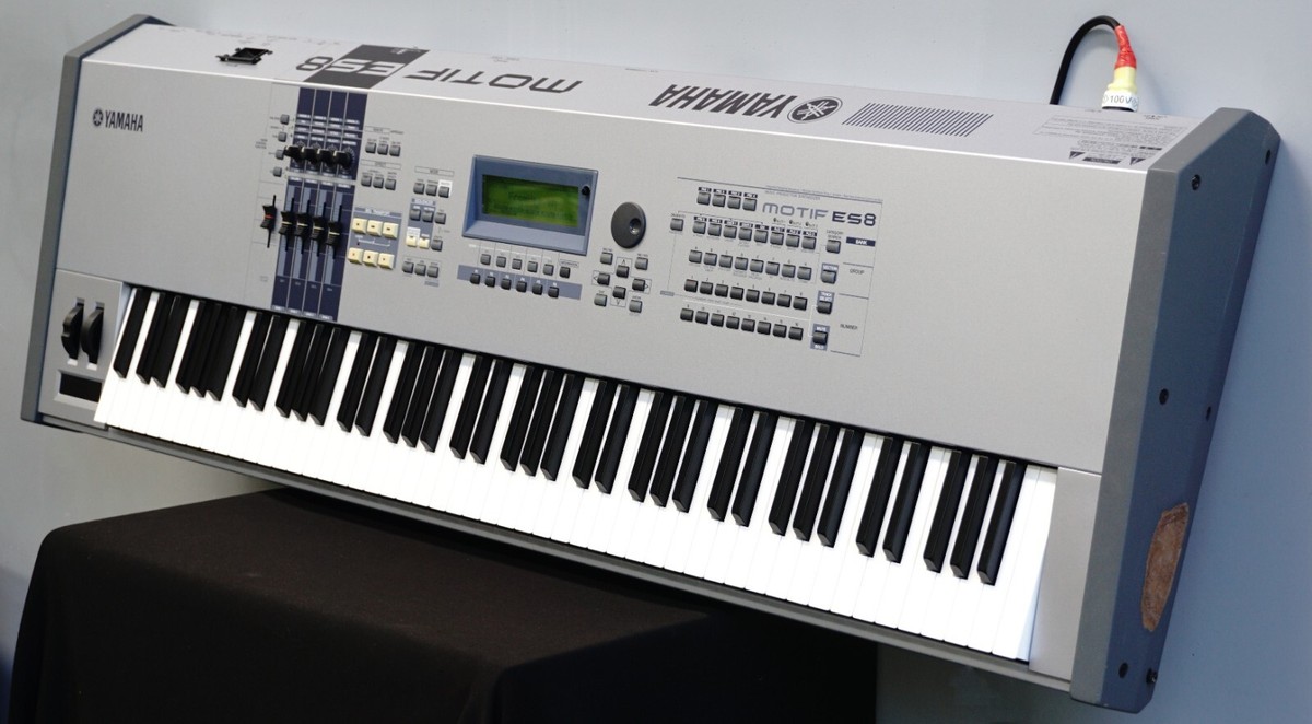 Yamaha Motif ES 8 88 Music Production Synthesiser Yamaha Motif ES 8 88 Music Production Synthesiser