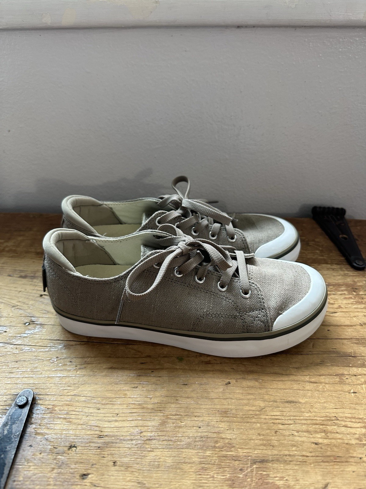 Scarpe da tennis Keen Elsa III sneaker in marrone Brindle EU 39 5 US 9 usate in ottime condizioni