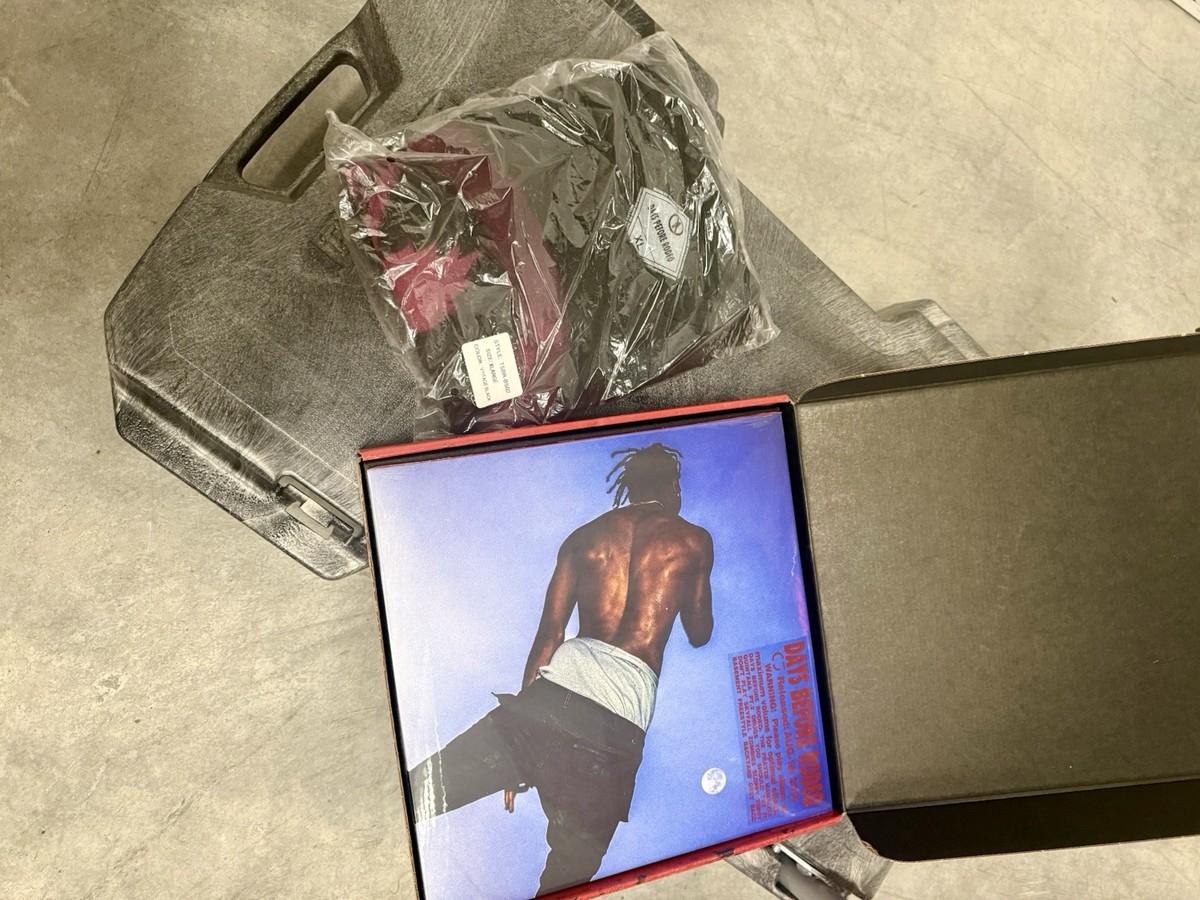 Days Before Rodeo Vinyl Album & XL Shirt by Travis Scott Box