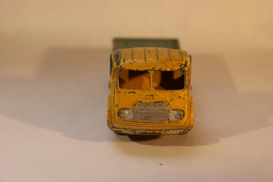 dinky toys Simca cargo plateau ref.33 - Photo 2/4