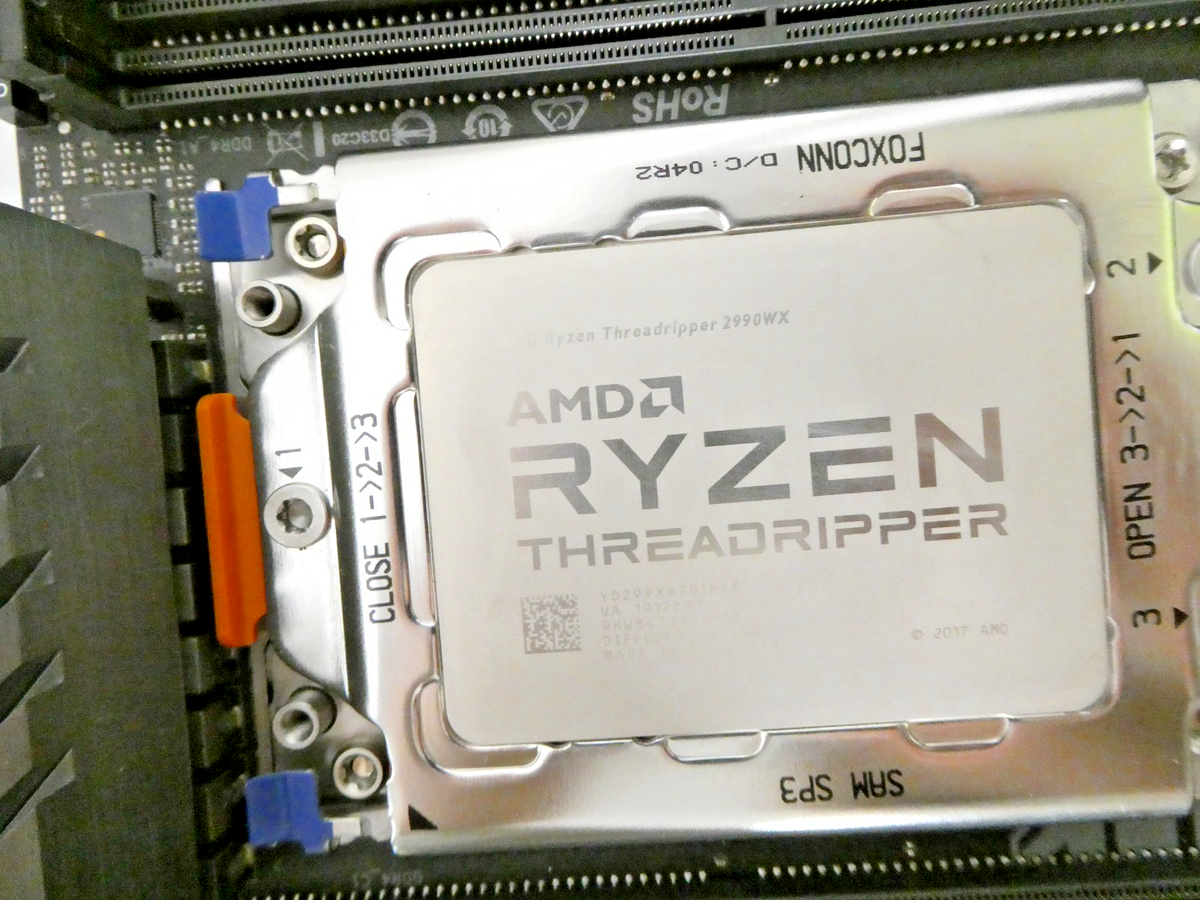 AMD Ryzen Threadripper 2990WX CPU + AzRock X399 Tai Chi