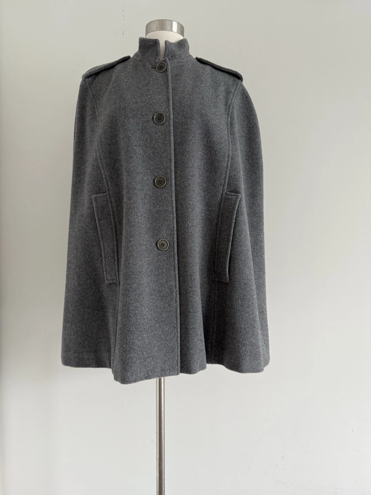THEORY WOOL ANGORA CASHMERE BUTTON UP LINEN PONCHO SIZE L