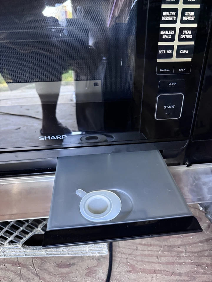 Horno de pared eléctrico de acero inoxidable Sharp SSC3088AS SuperSteam 34" - convección Foto 3 de 3