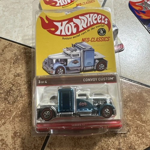 2016 Hot Wheels RLC 3922/6000 Convoy Custom W/Case New Red Line Neo Classics