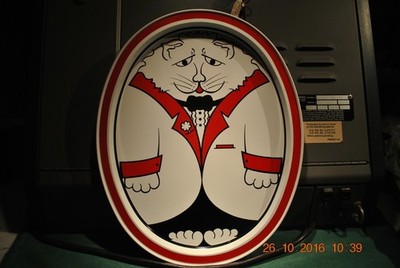 CAT IN A TUXEDO---- METAL SERVING TRAY IN PERFECT CONDITION