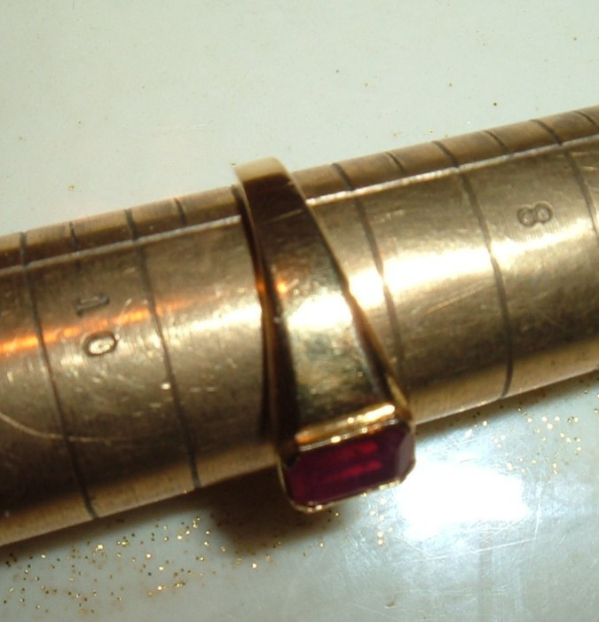 SOLID 14K GOLD EMERALD CUT RED RUBY GEMSTONE VINT… - image 9