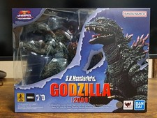BANDAI SPIRITS S.H.MonsterArts Godzilla 2000 Godzilla x Megaguirus Figure JP