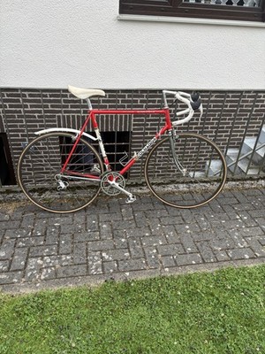 Colnago Internationale Vintage Rennrad in rot