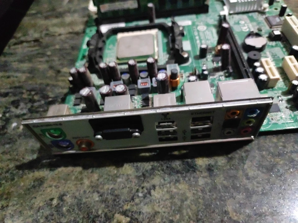 Scheda Madre Compaq Ht2000 Amd Athlon 3gb Nvidia X300 Se - Immagine 3 di 4