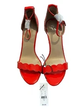 New York And Company Red Scalloped Heels Sz 9 NWT