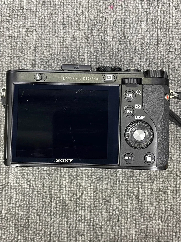 索尼Cyber-shot DSC-RX1R 全火焰数码相机 黑色 英文-95%new — 第 2/4 张图片