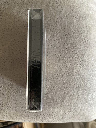 Squeeze – A Round And A Bout Cassette I.R.S. Records Pop Rock New Wave 1990 NEW - Picture 2 of 3