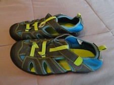 Boys Girls Closed Toe Sandal Water Shoes - SZ 5