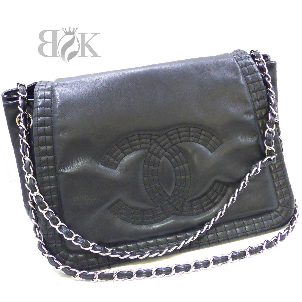 Chanel Black Silver Chain Shoulder Bag with Metal Fittings and Seal Storage