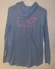 Vineyard Vines Edgartown Performance Hooded T-Shirt Womens S Blue Whale Graphic