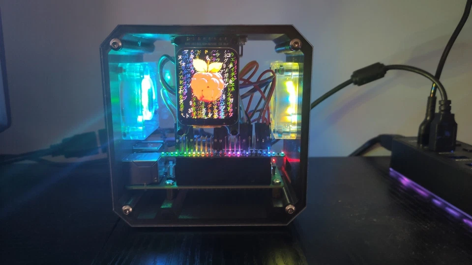 Raspberry Pi 4 8GB Crypto Node - Emulation Custom RGB Case + 3.5" TFT Display - Image 3 of 4