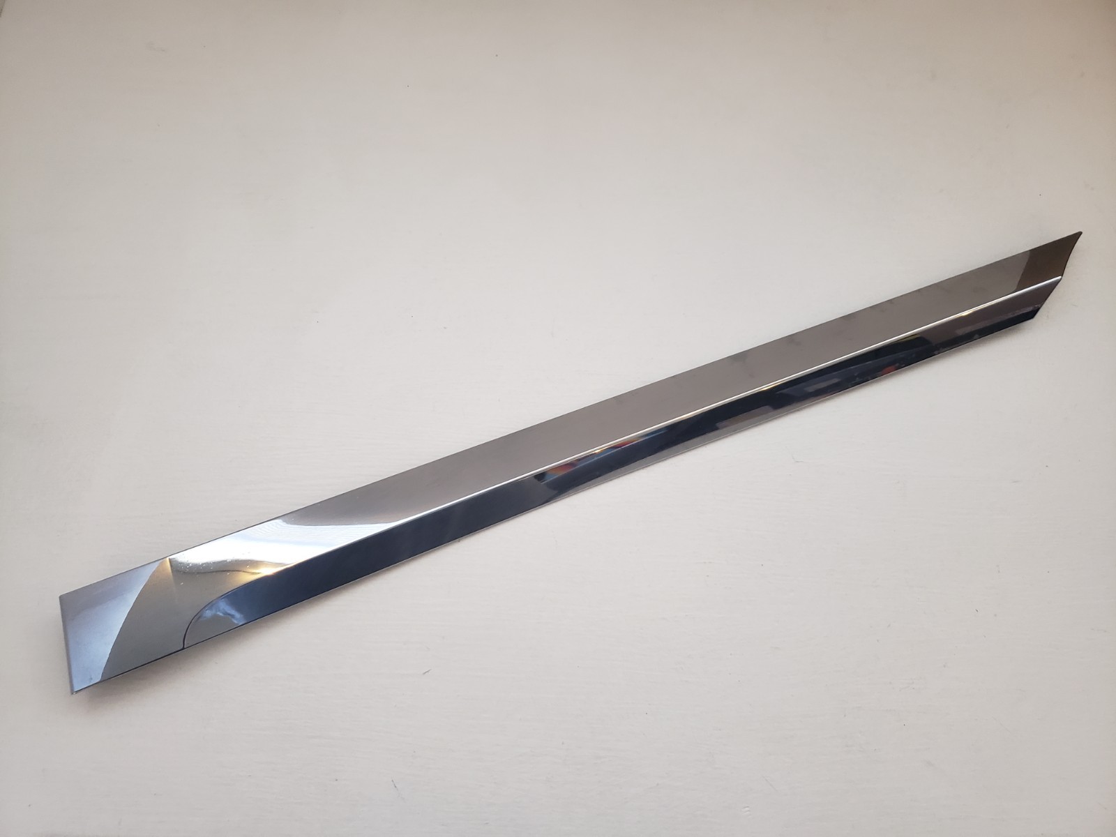 12-18 Bentley Continental GTC GT Rear Left Side Door Lower Molding Trim OEM