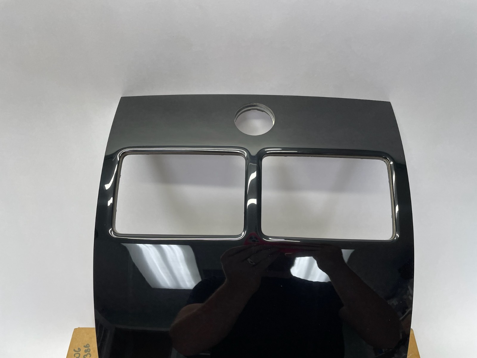 Aston Martin DB9 2004-2016 UPPER Dashboard P/N 4G63047A04OAW