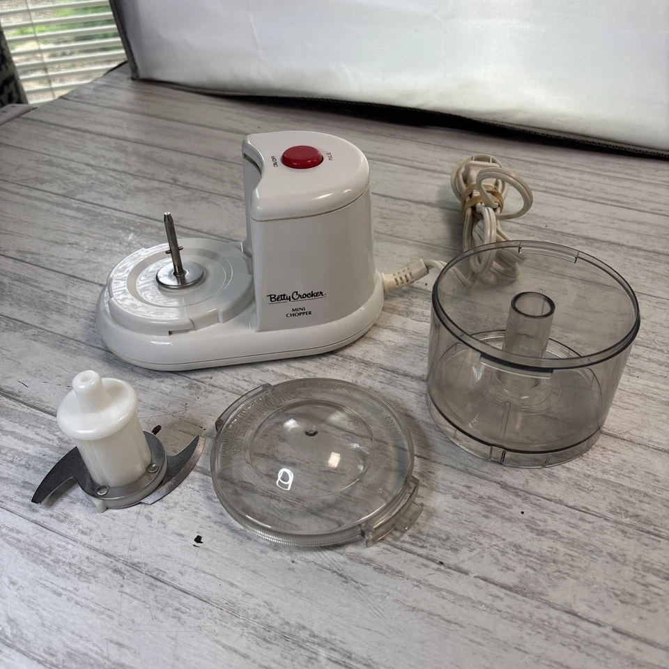 BETTY CROCKER MINI PICADORA PROCESADOR DE ALIMENTOS COMPACTO MODELO BC-1401 Foto 2 de 4