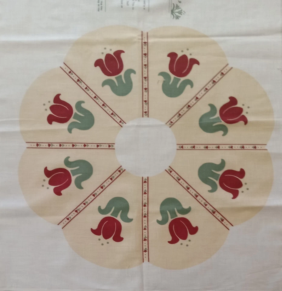  Vintage ~"Christmas Tulips"~ Cotton Cut 'N Sew Panel ~ Big Wreath is 16"x15.5" - Image 3 of 4
